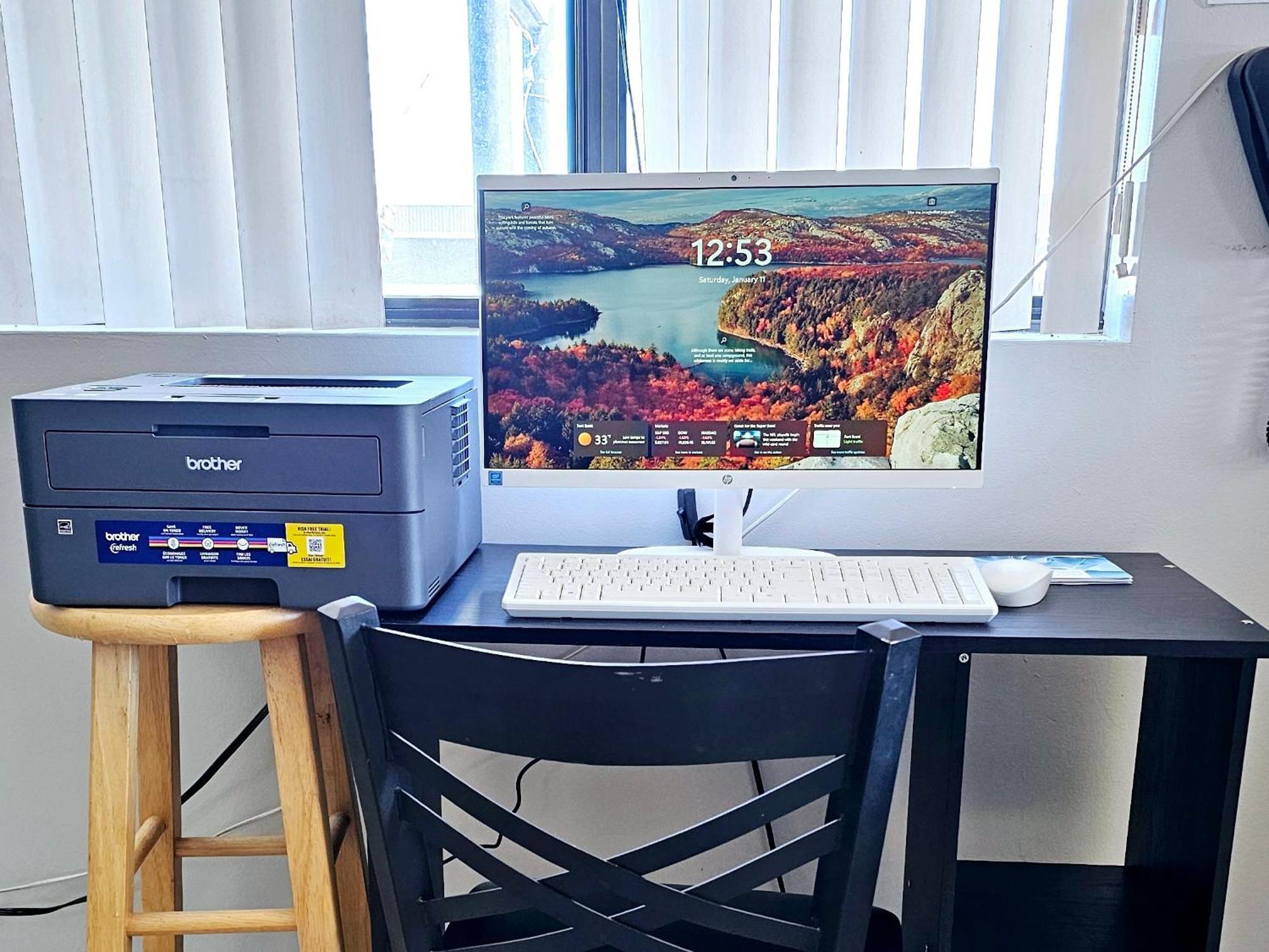 Budgetel Inn & Suites 포트스코트 외부 사진